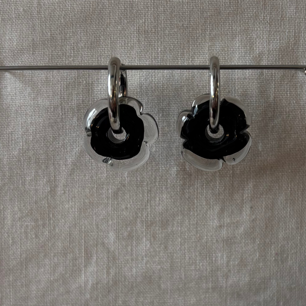 Fleur - Black and Clear - Glass Flower Charm Hoops Earring