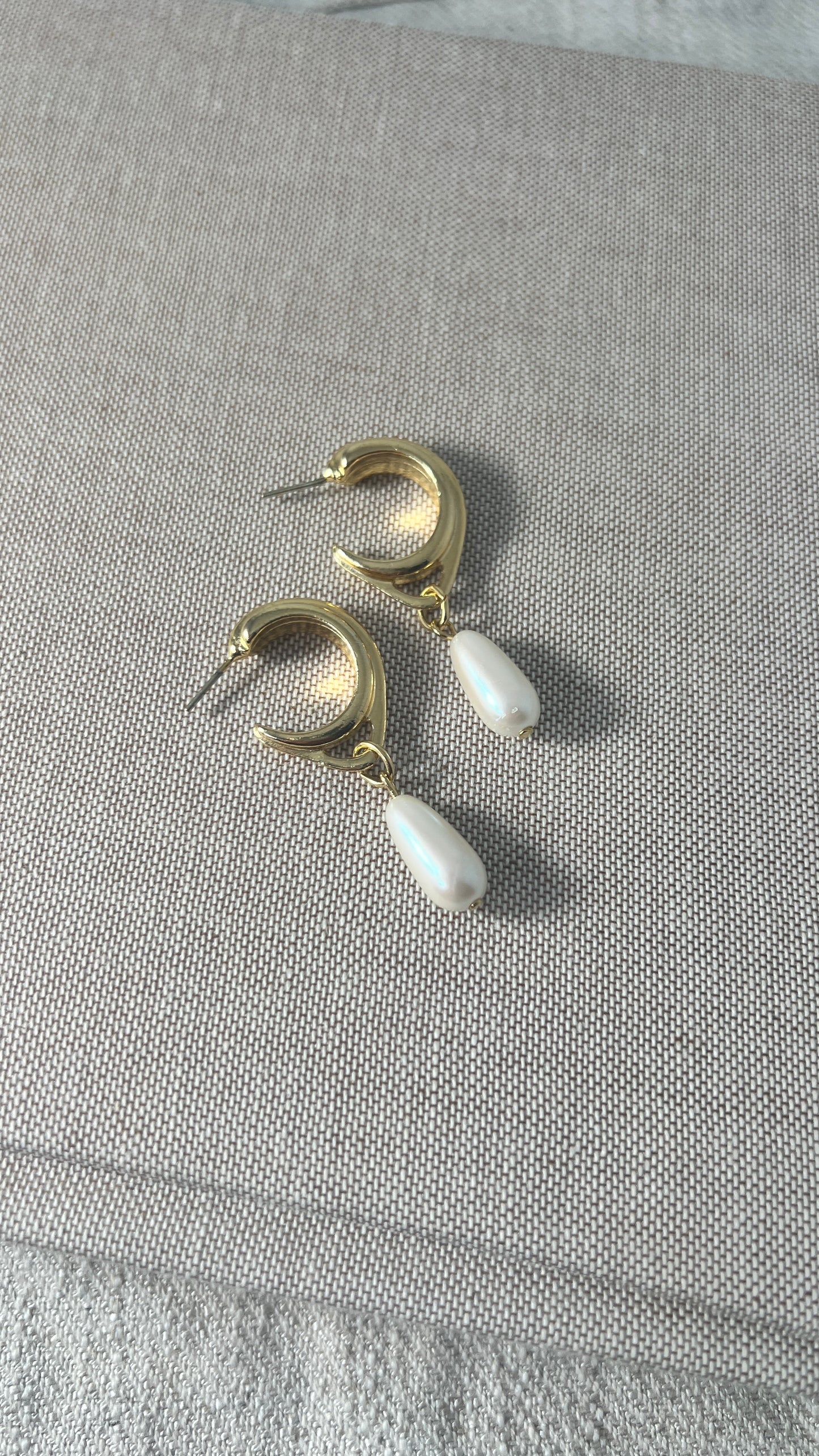 The Pearl - Earring