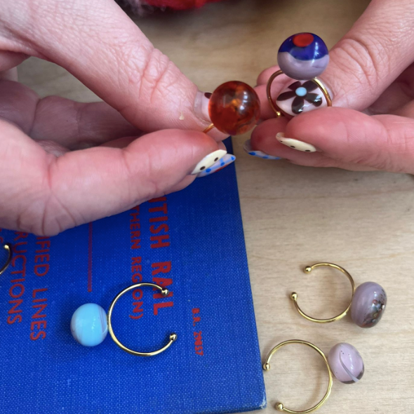 Adjustable Murano Glass Bobble and 18k Gold Ring