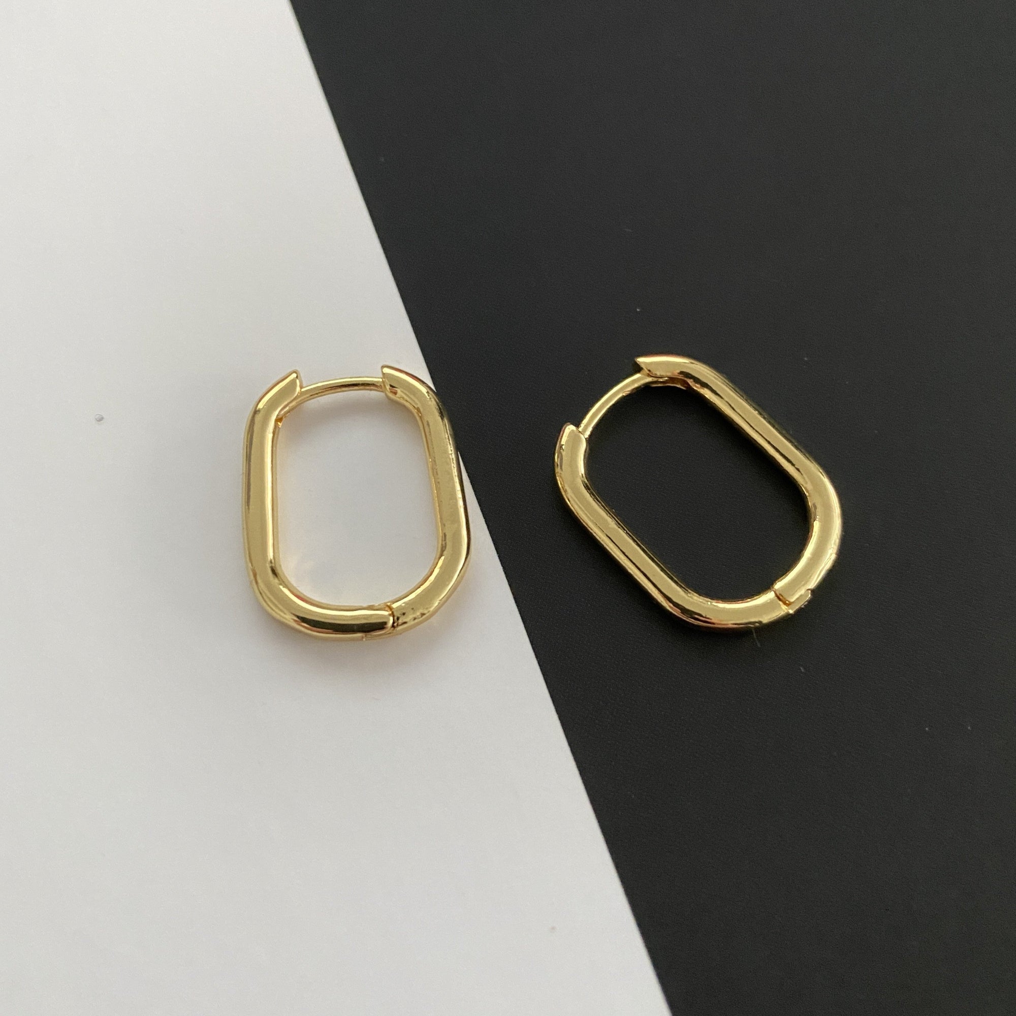 Large Oval Gold Hoop Earrings
