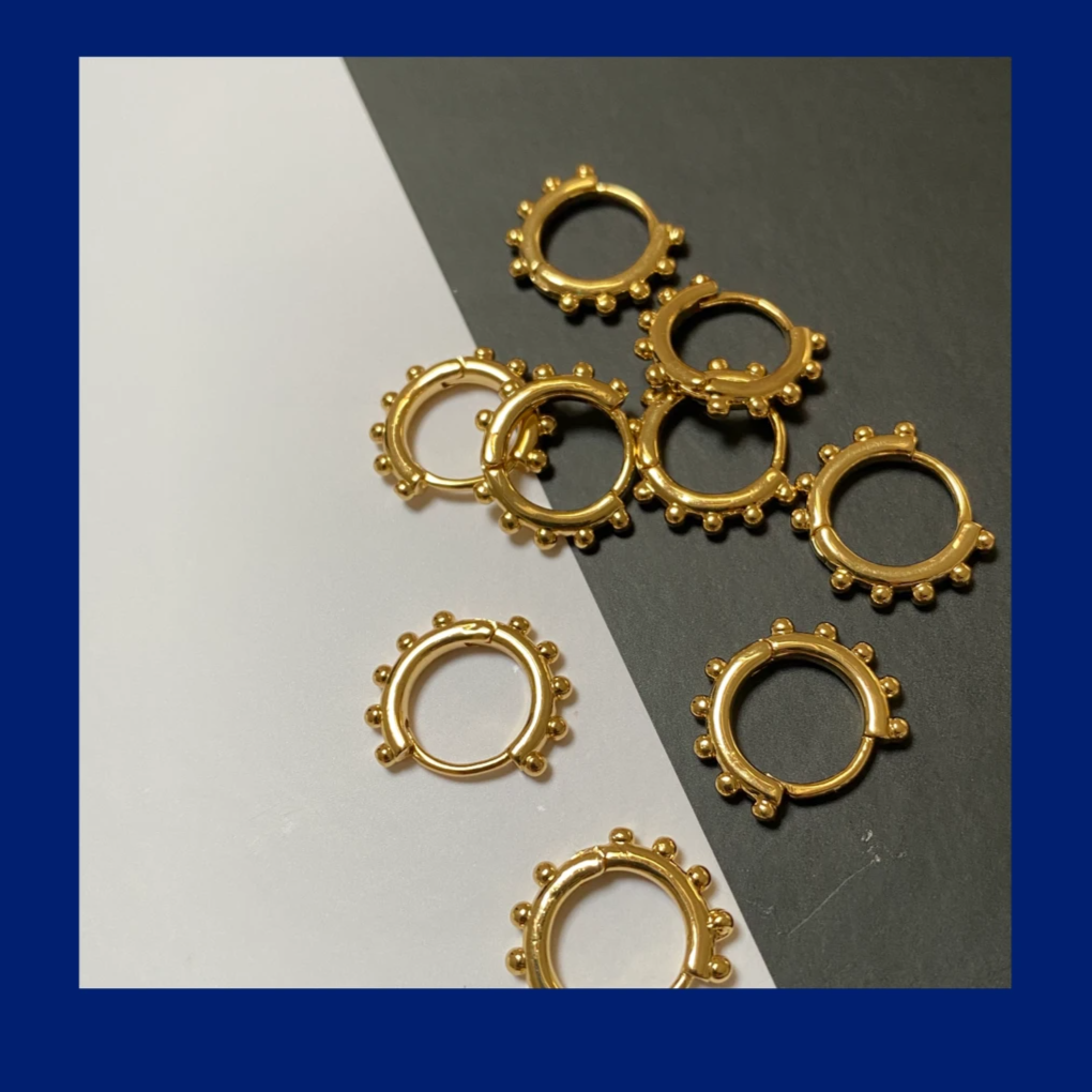 Knobbly Huggie Hoops Gold