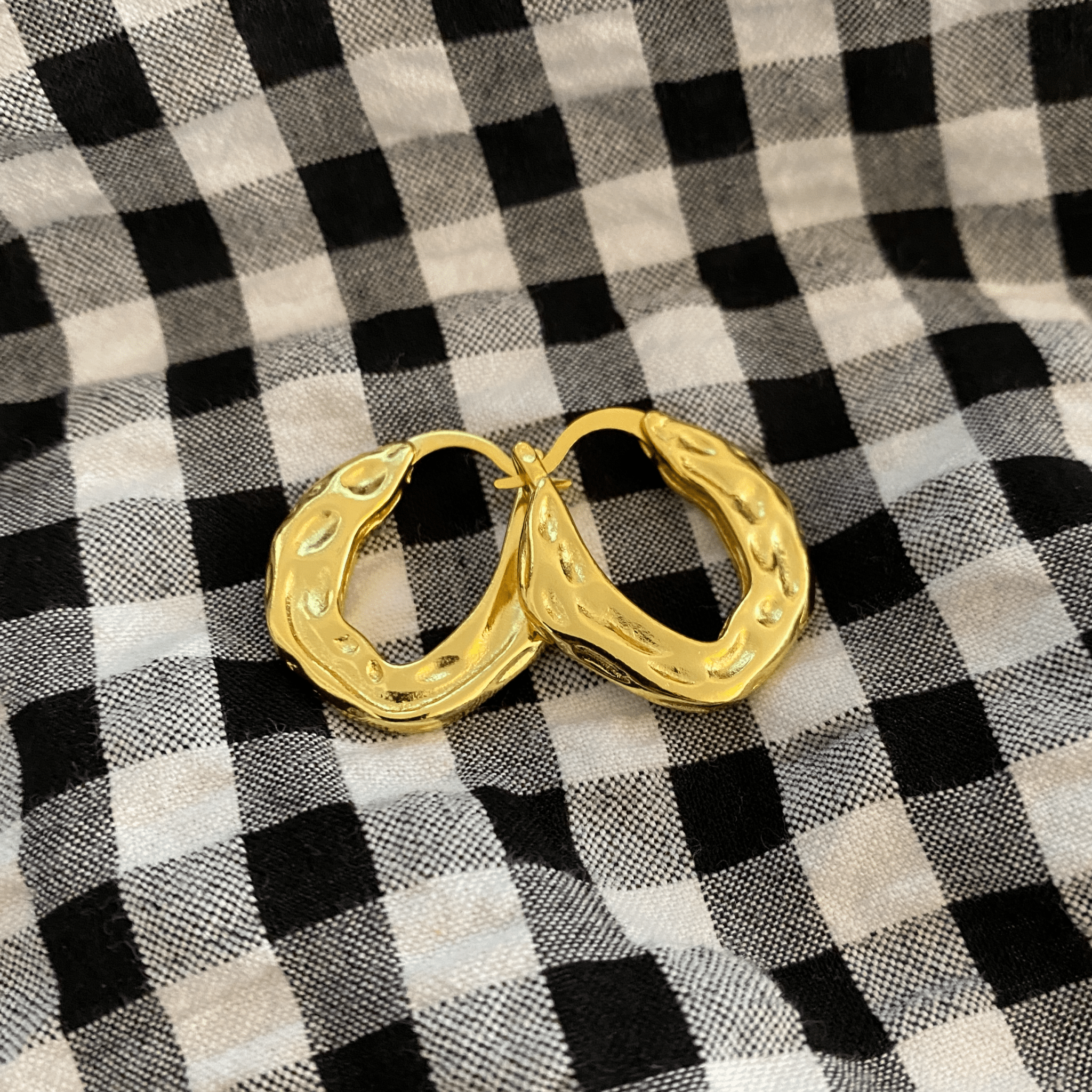 The Evie - Textured Gold Earring - Easthope Studio - Everyday Gold Hoops